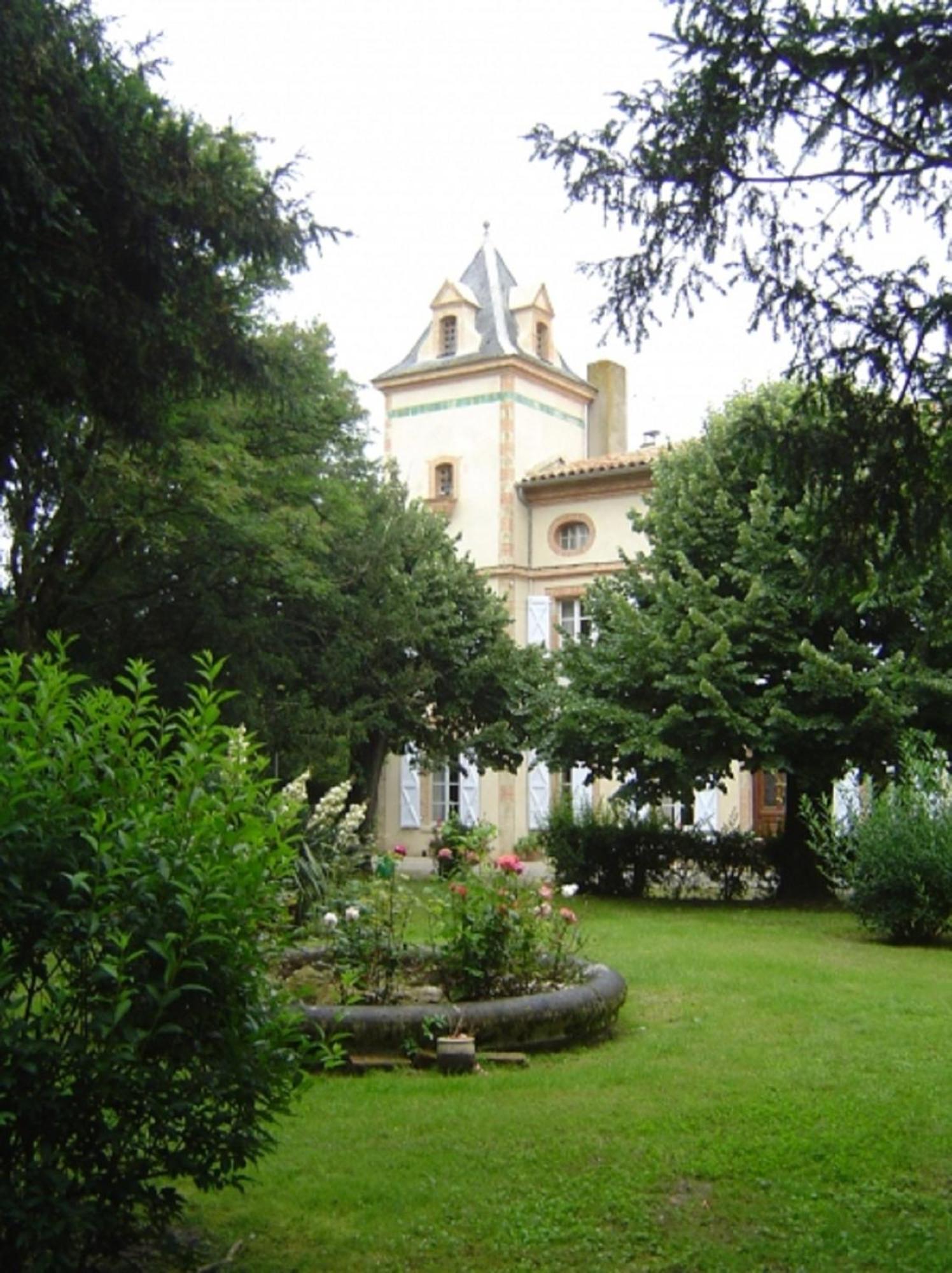 Le Moulin Du Carla Bed & Breakfast Lavaur  Exterior photo